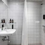 Airport Hotel