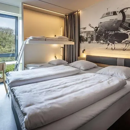 Airport Hotel