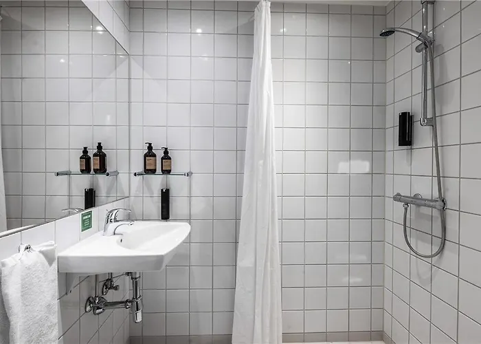 Airport Hotel